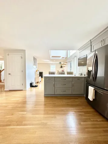 8 Heathrow Court Nashua NH 03063