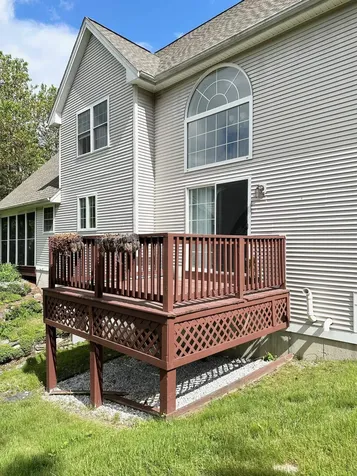 8 Heathrow Court Nashua NH 03063