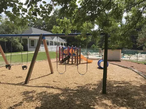 8 Heathrow Court Nashua NH 03063