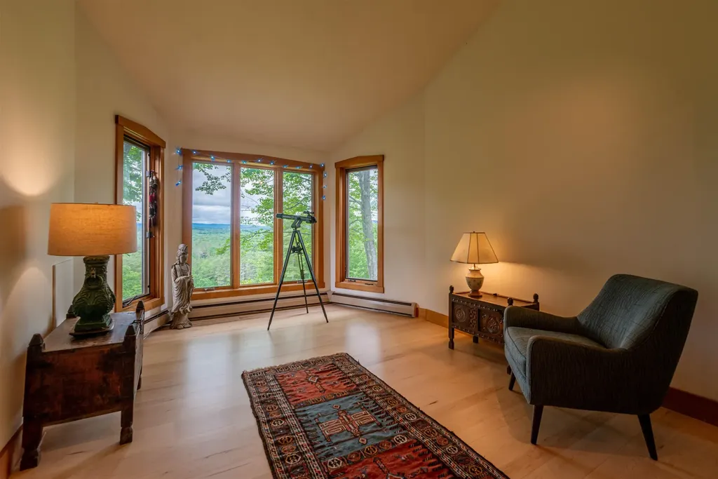 359 Chaves Road Londonderry VT 05148