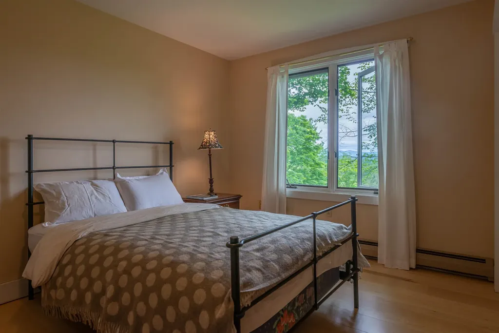 359 Chaves Road Londonderry VT 05148