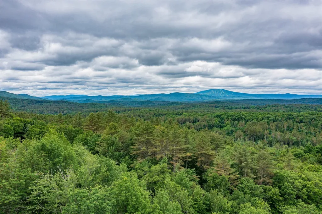 359 Chaves Road Londonderry VT 05148