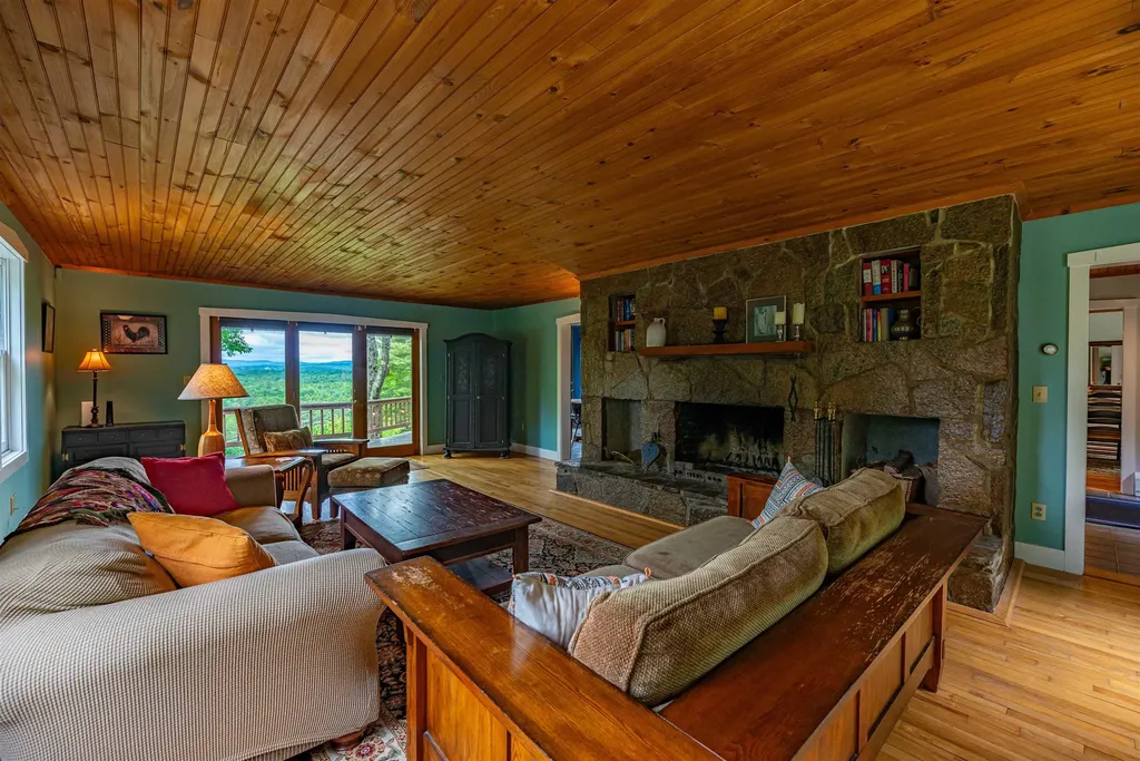 359 Chaves Road Londonderry VT 05148