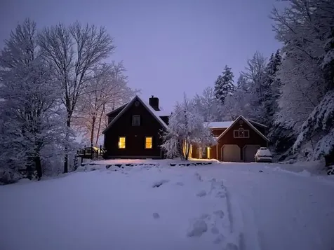 359 Chaves Road Londonderry VT 05148