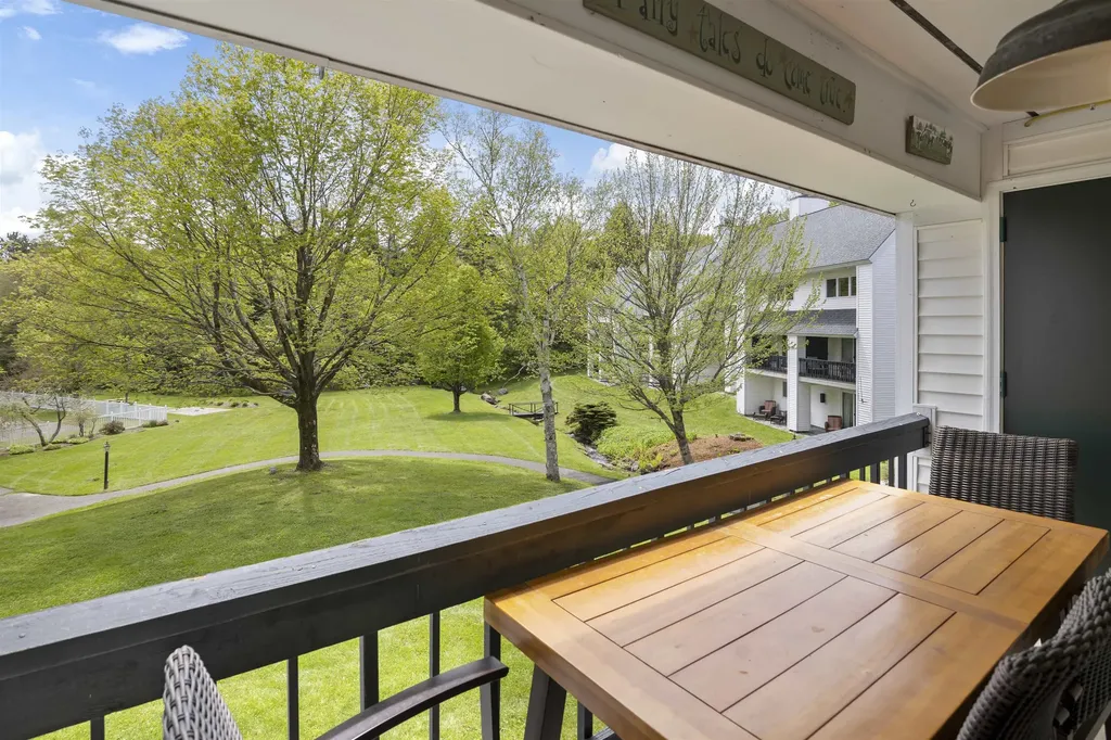 6049 Mountain Road Stowe VT 05672