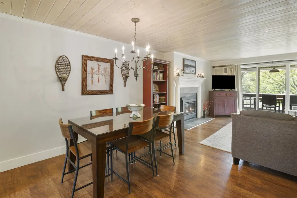 6049 Mountain Road Stowe VT 05672