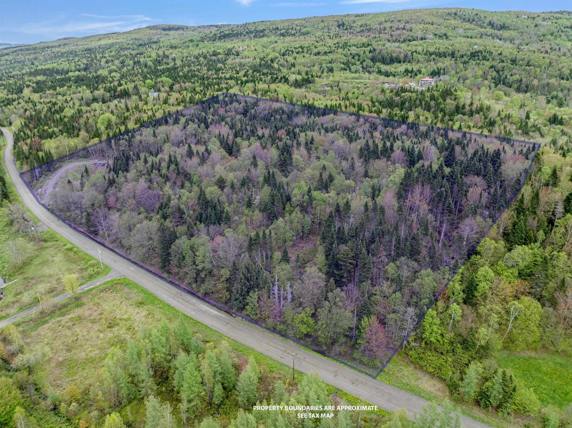 - Halls Stream Road Pittsburg NH 03592