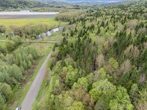 - Halls Stream Road Pittsburg NH 03592