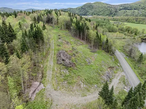 - Halls Stream Road Pittsburg NH 03592