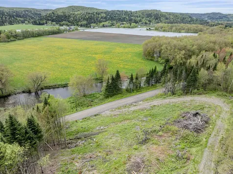 - Halls Stream Road Pittsburg NH 03592