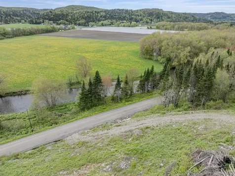 - Halls Stream Road Pittsburg NH 03592