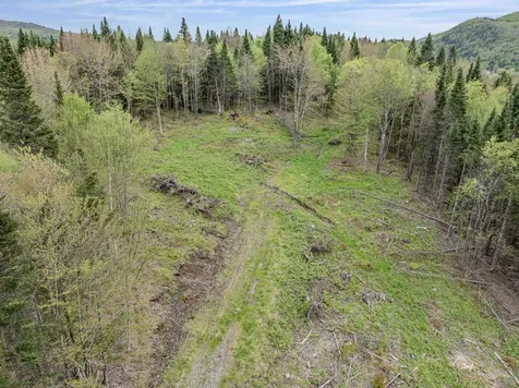 - Halls Stream Road Pittsburg NH 03592