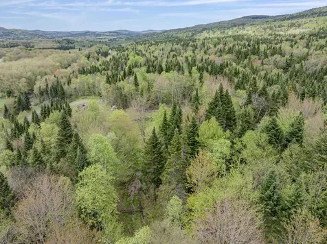 - Halls Stream Road Pittsburg NH 03592