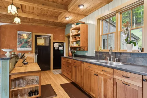 44 Clarksville Road Tunbridge VT 05077