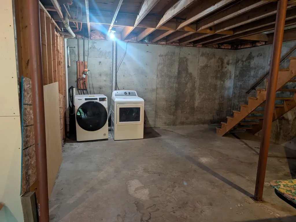 729 Warren Road Eden VT 05652