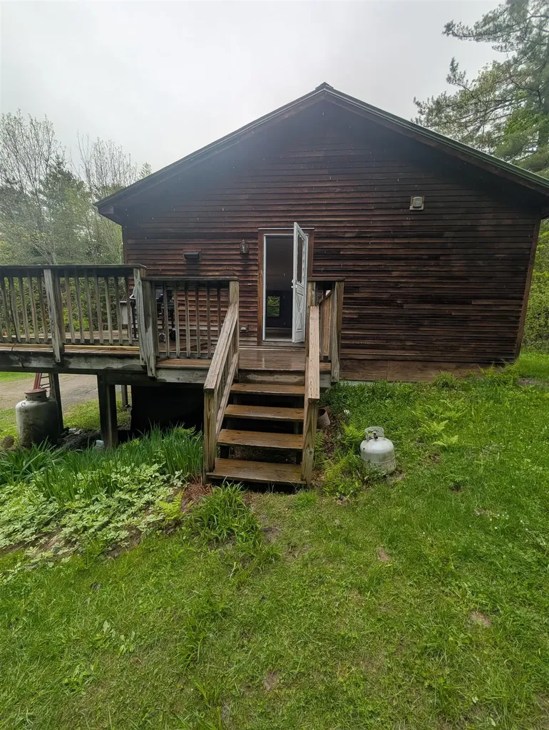 729 Warren Road Eden VT 05652