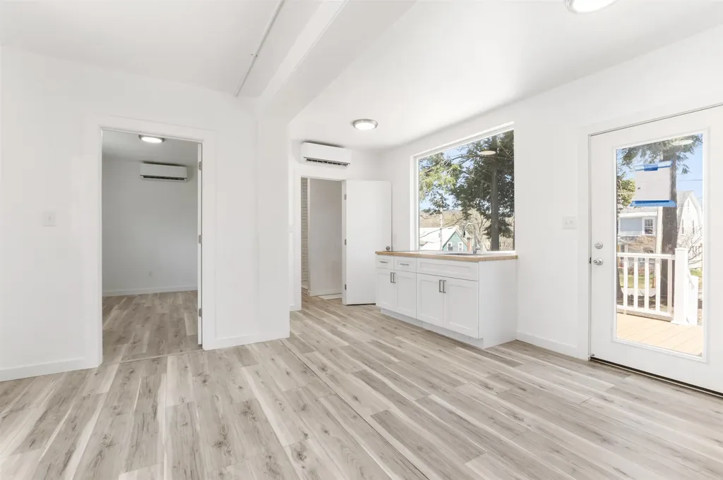 15 Highland Avenue Claremont NH 03743