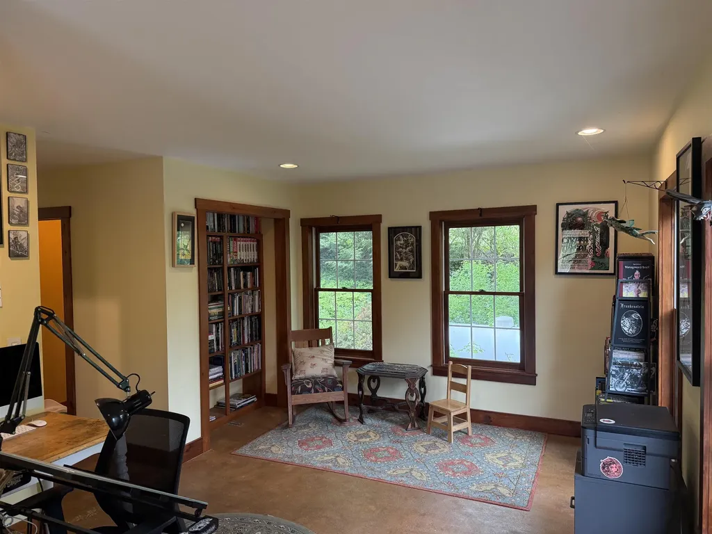 28 Greenleaf Street Brattleboro VT 05301