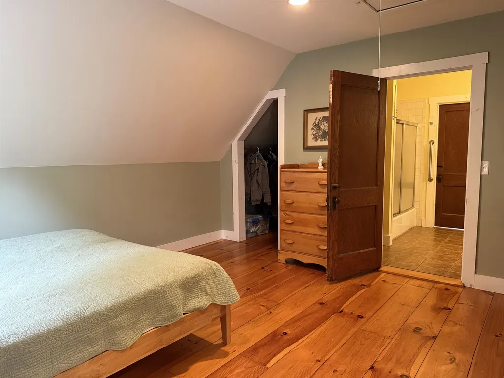 28 Greenleaf Street Brattleboro VT 05301