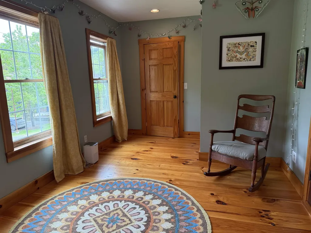 28 Greenleaf Street Brattleboro VT 05301