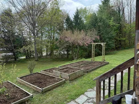 28 Greenleaf Street Brattleboro VT 05301