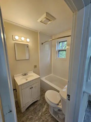 41 Court Street Middlebury VT 05753