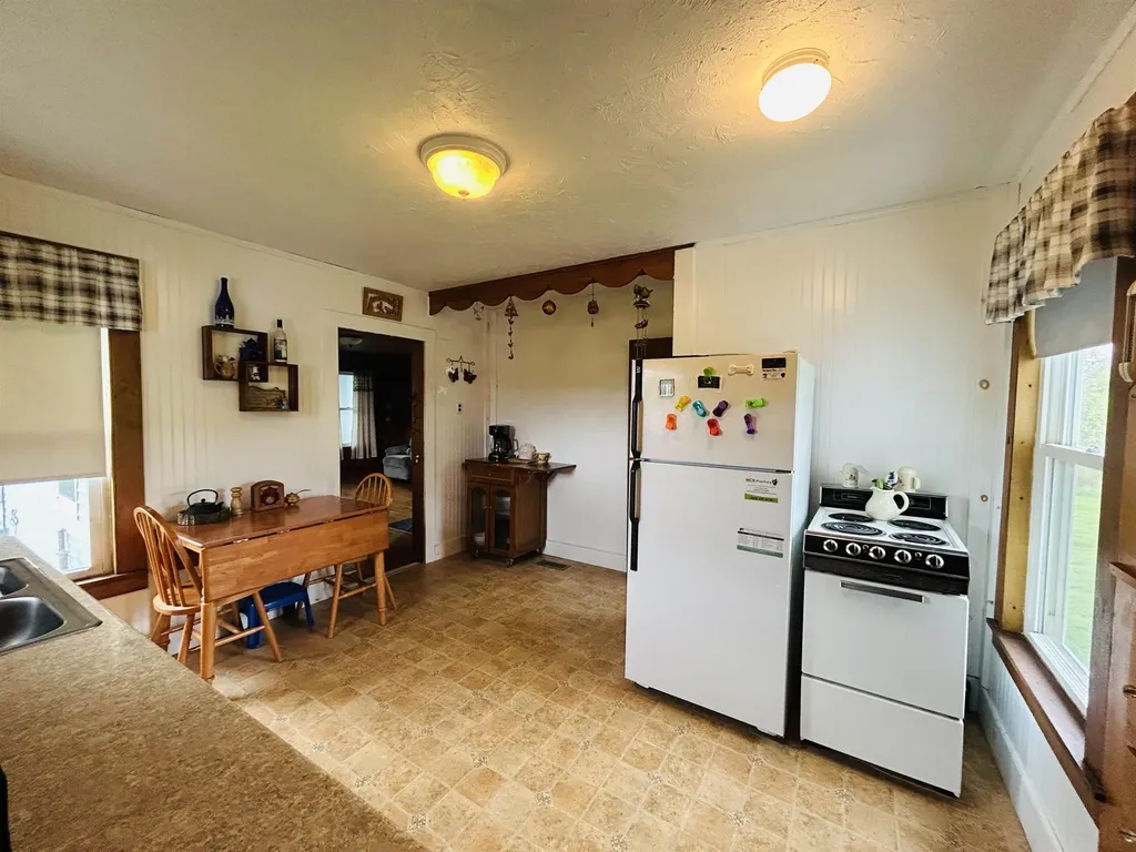 6998 River Road Lemington VT 05903