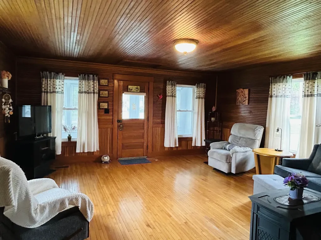 6998 River Road Lemington VT 05903