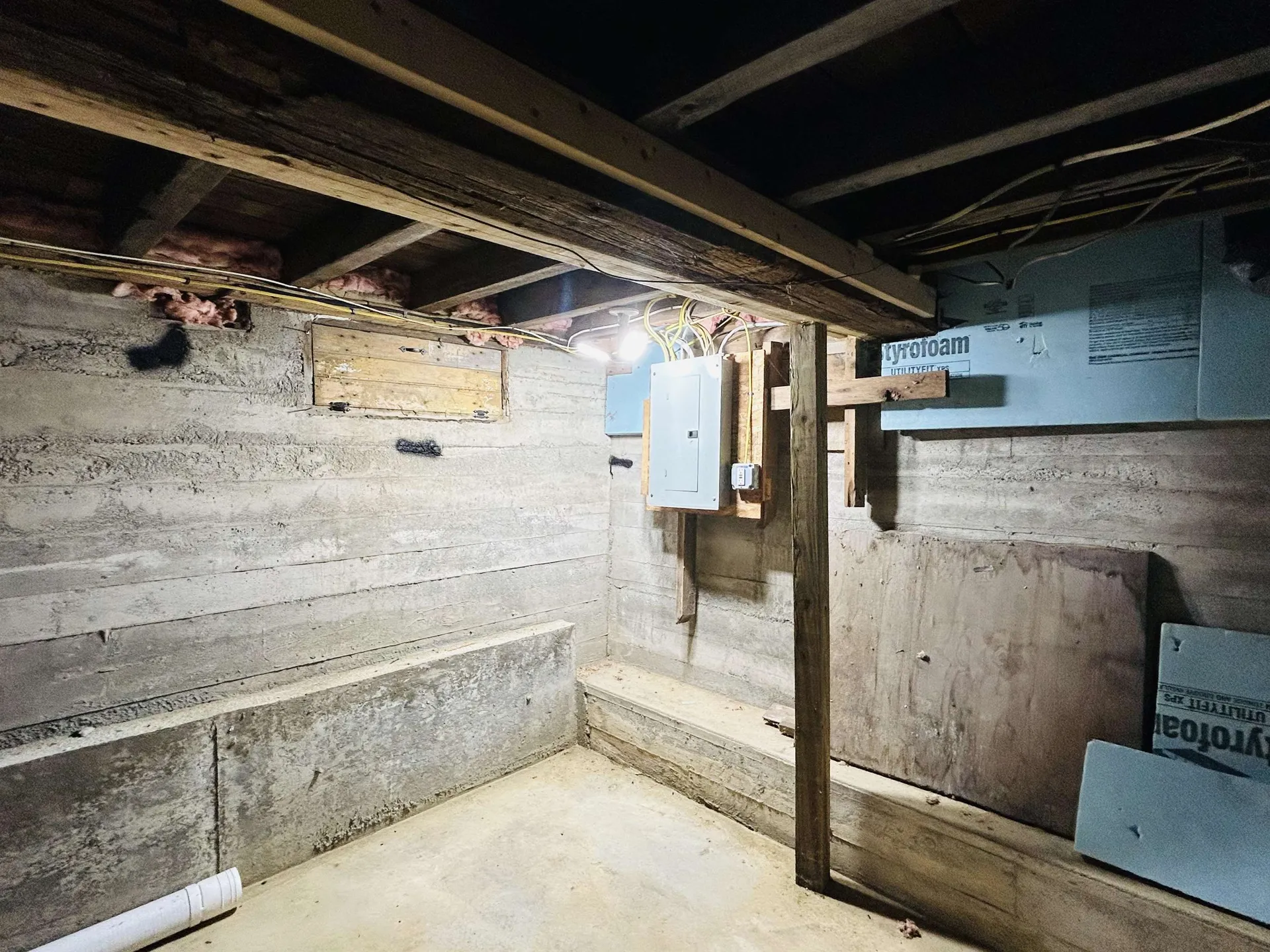 6998 River Road Lemington VT 05903