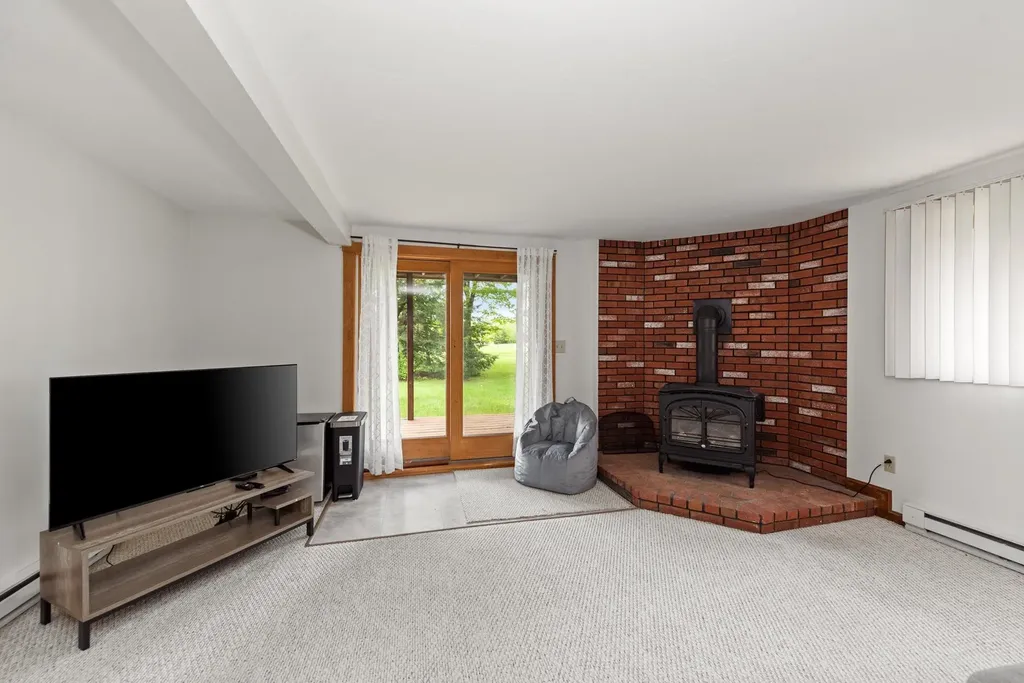 11 Village West Drive Bristol NH 03222