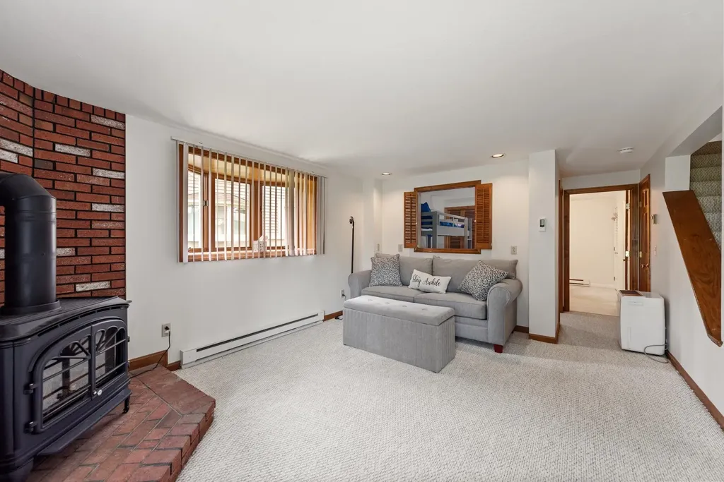 11 Village West Drive Bristol NH 03222