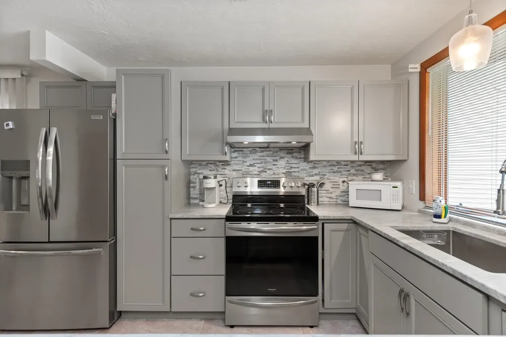 11 Village West Drive Bristol NH 03222