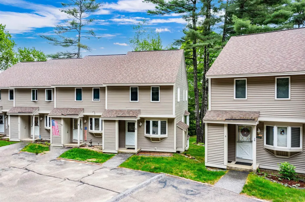 11 Village West Drive Bristol NH 03222