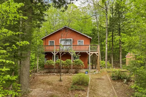 21 Valley Road Tuftonboro NH 03816