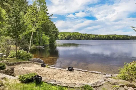 21 Valley Road Tuftonboro NH 03816