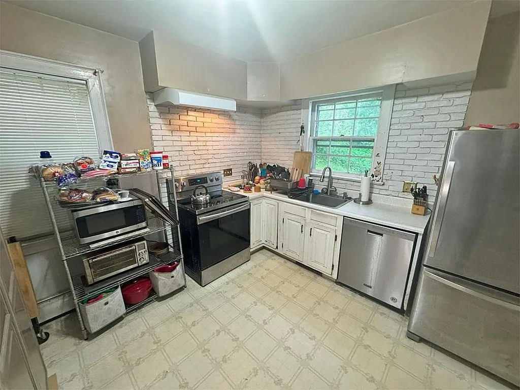 8 Kingsley Avenue Rutland City VT 05701