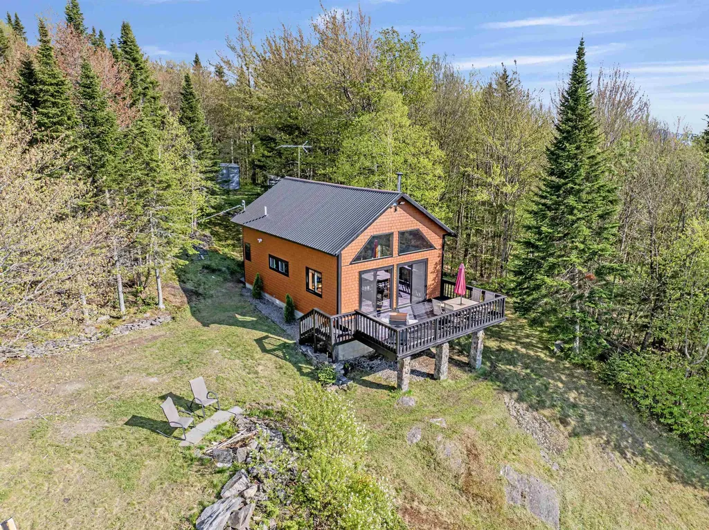 21 Mountain View Road Stewartstown NH 03576
