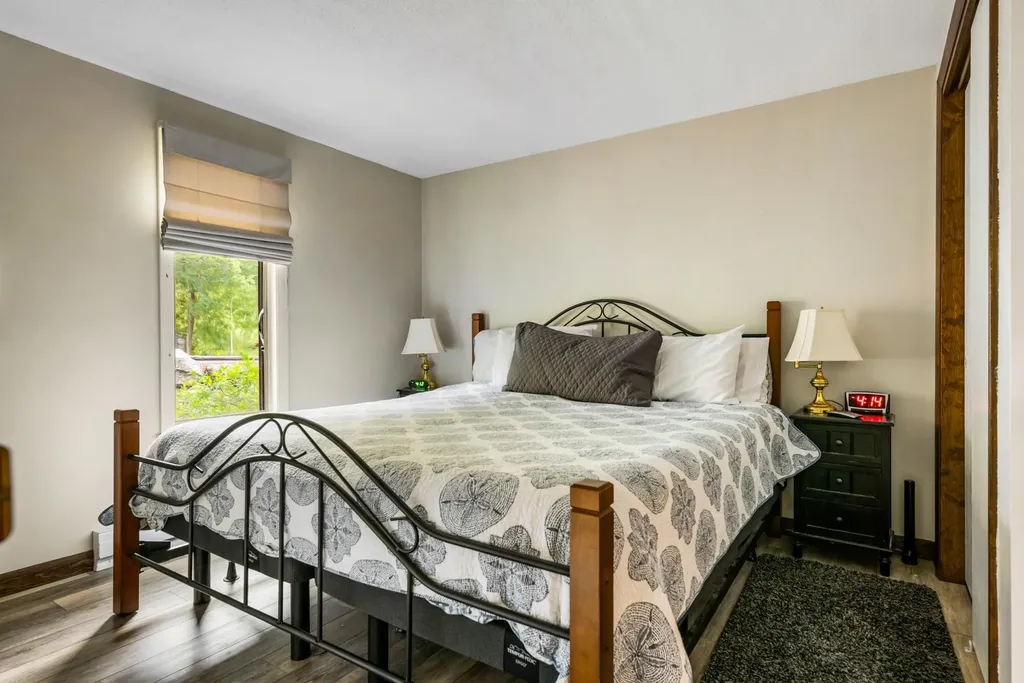 21 Pleasant Drive Grantham NH 03753