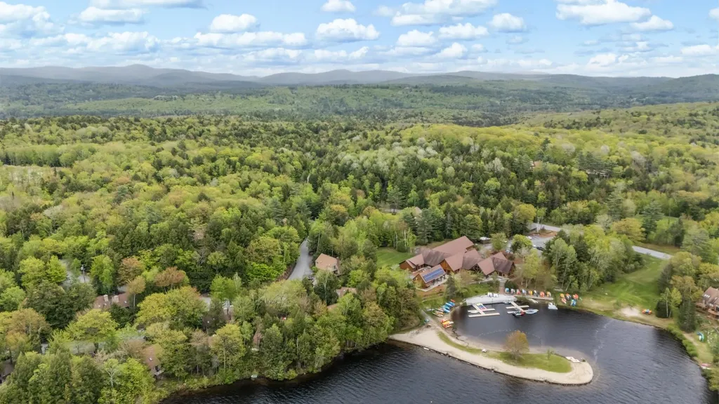 21 Pleasant Drive Grantham NH 03753