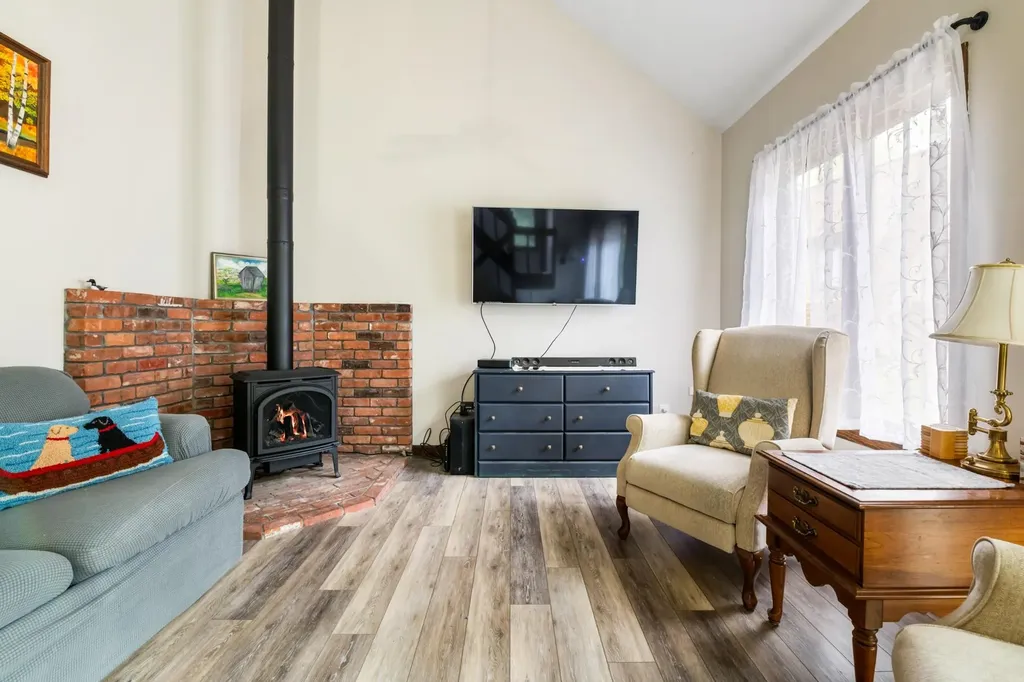 21 Pleasant Drive Grantham NH 03753