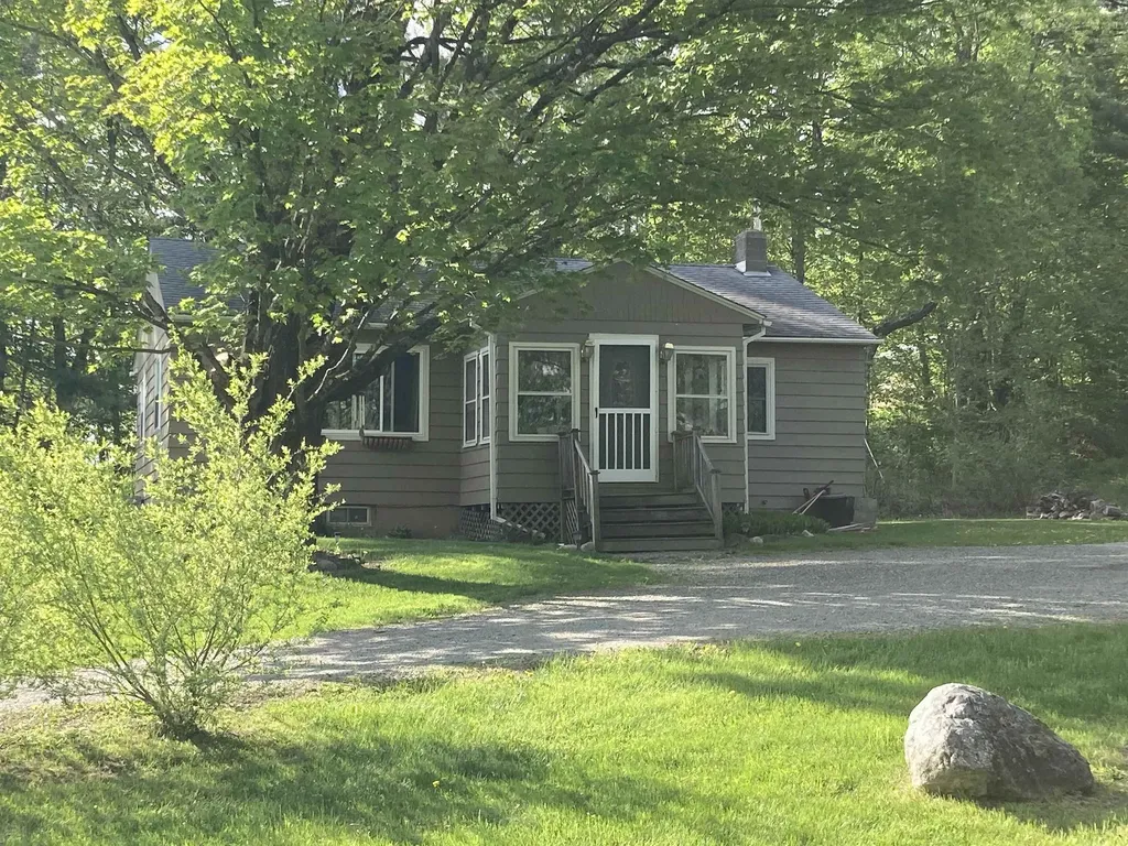 261 Vt 15 E Road Hyde Park VT 05655