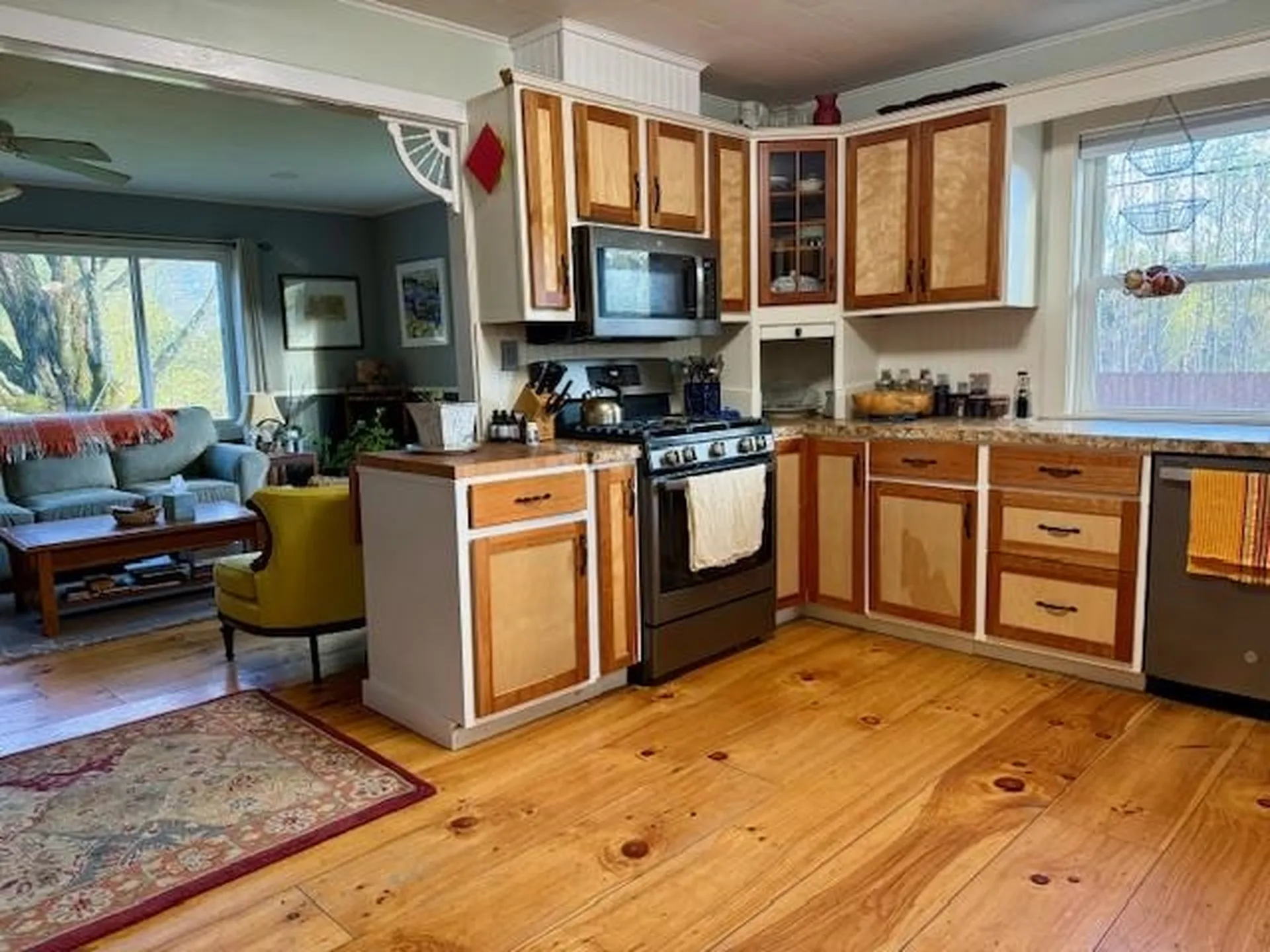 261 Vt 15 E Road Hyde Park VT 05655