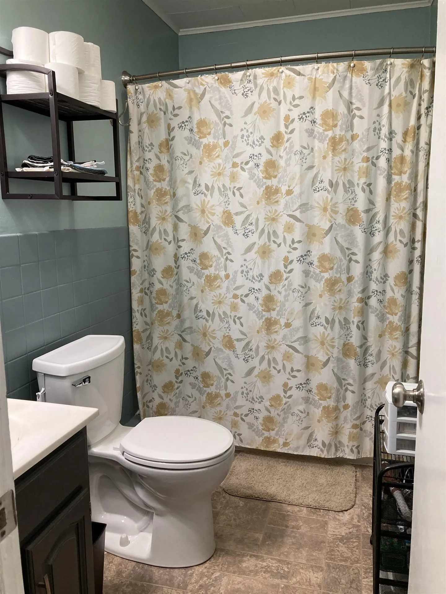 261 Vt 15 E Road Hyde Park VT 05655