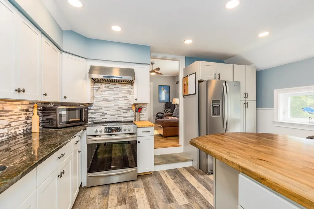 112 Cass Street Portsmouth NH 03801