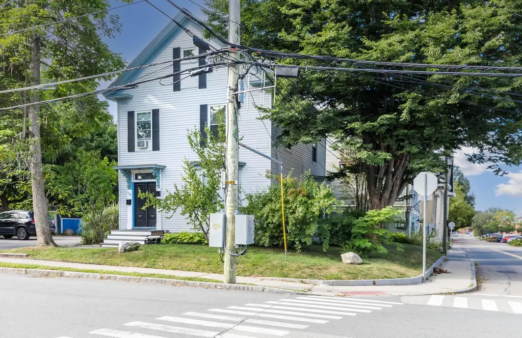 112 Cass Street Portsmouth NH 03801