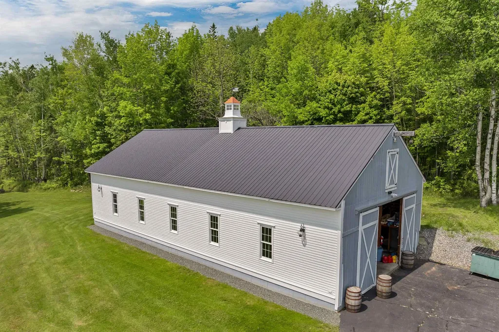 959 Presidential Highway Jefferson NH 03583