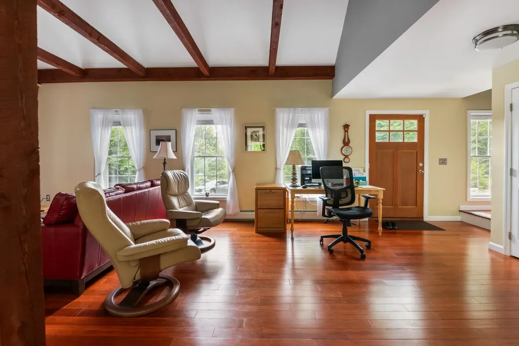 24 Wildwood Drive Grantham NH 03753