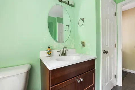 24 Wildwood Drive Grantham NH 03753