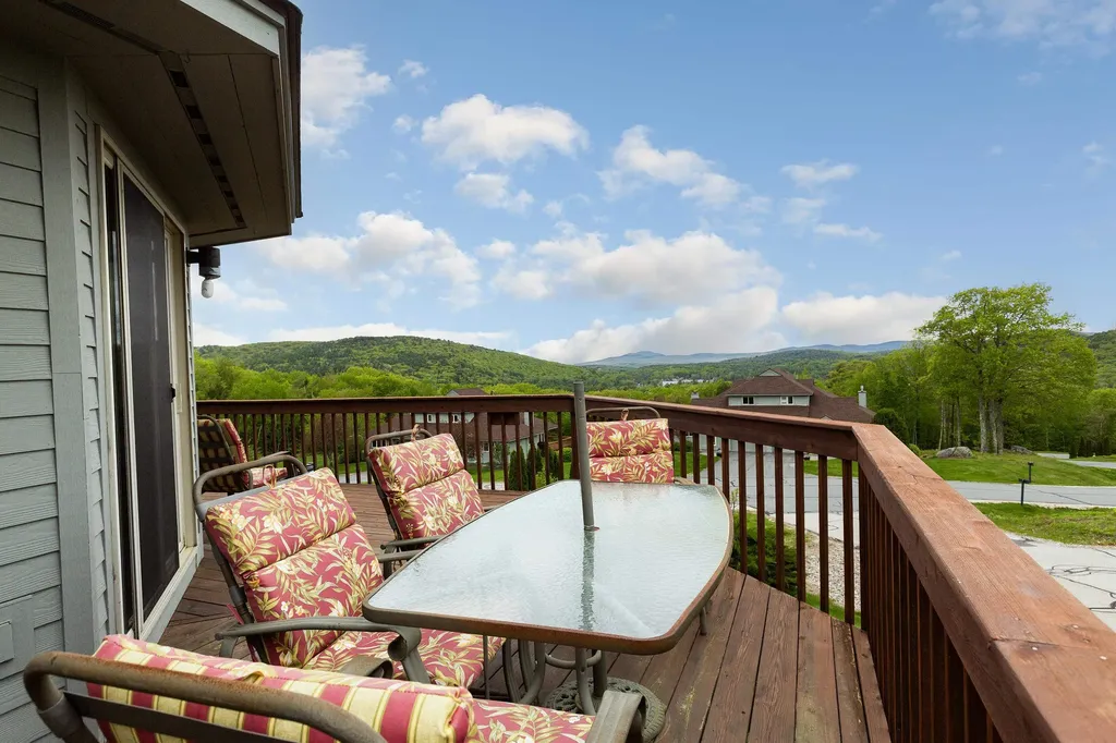 24 North Peak Village Newbury NH 03255