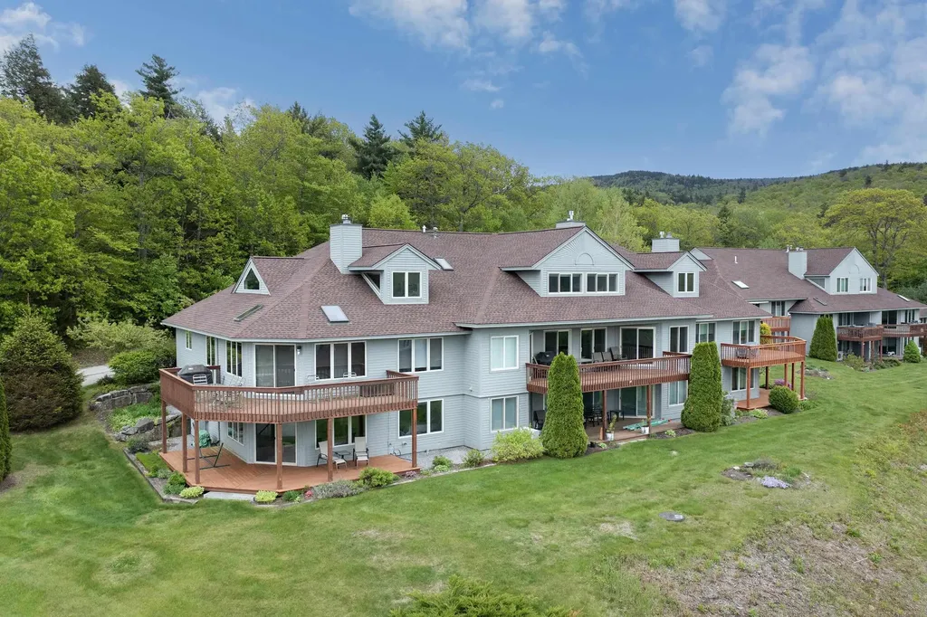 24 North Peak Village Newbury NH 03255